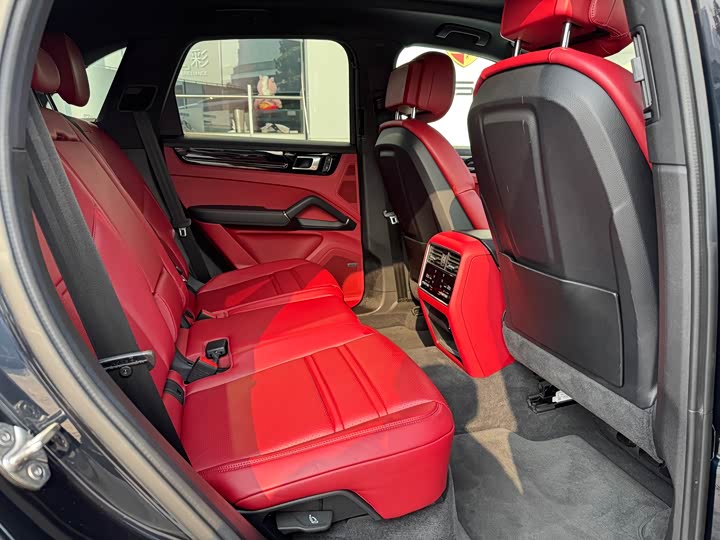 Porsche Cayenne Hybrid 2023 2023款 Cayenne E-Hybrid 2.0T