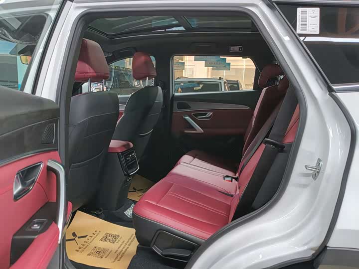 Jetour X70 Plus 2025 2025款 冠军版 1.5T DCT冠军MAX+ 7座