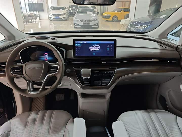 Roewe iMax 8 2023 2023款 400TGI 至享版