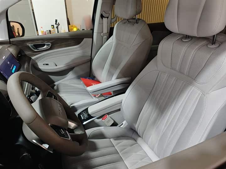 Roewe iMax 8 2023 2023款 400TGI 至享版