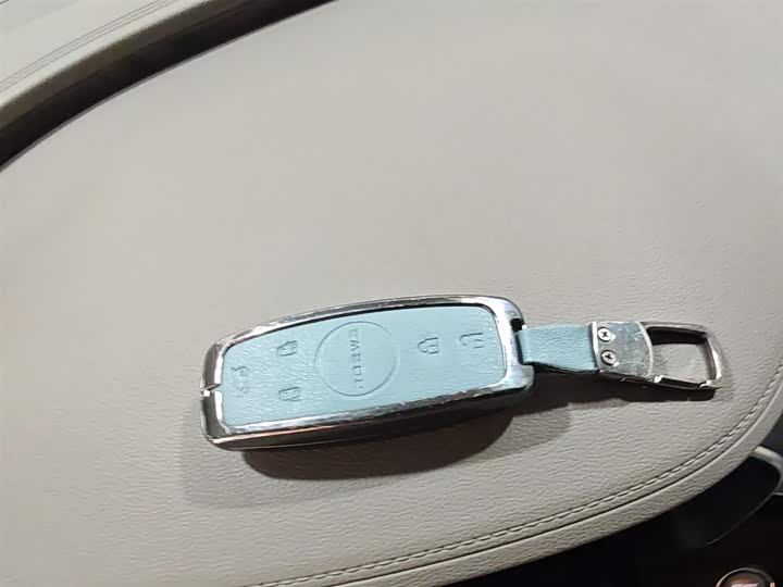 Roewe iMax 8 2023 2023款 400TGI 至享版