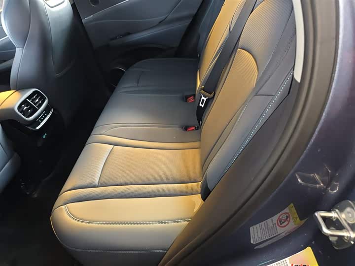 BYD Sea Lion 07 DM-i Hybrid 2025 2025款 150 领航+版