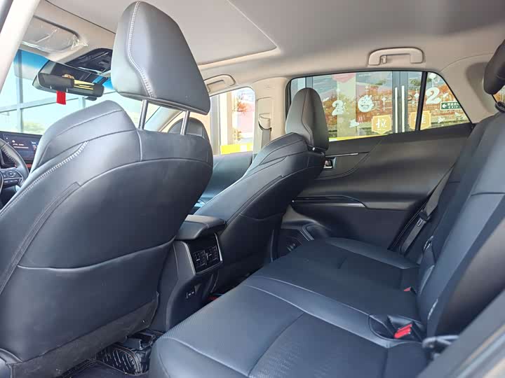 Toyota Venza 2024 2024款 2.0L CVT两驱尊贵版