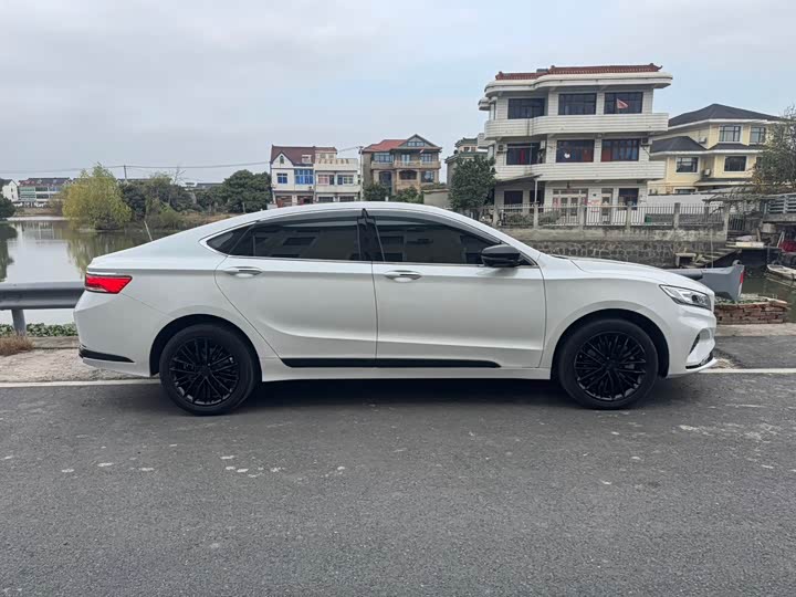 Geely Emgrand GT 2021 2021款 1.8T 国风版