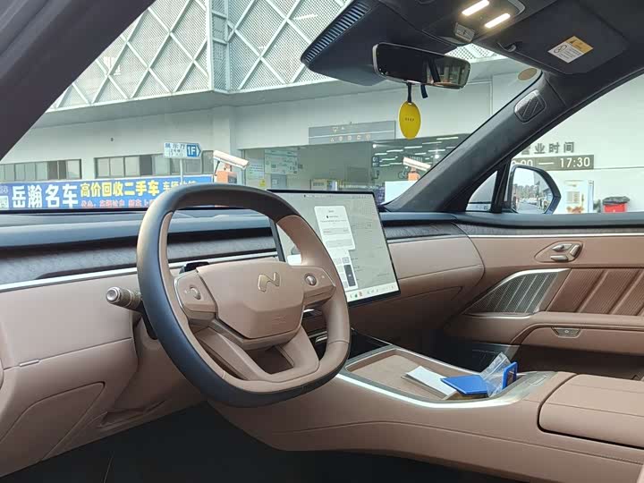 Nio Onvo L90 2025 2025款 Max 六座版