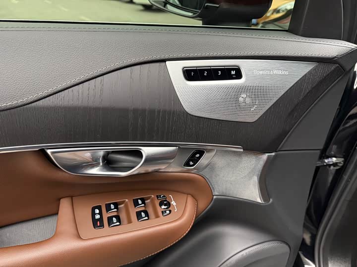 Volvo XC90 2024 2024款 B6 智雅豪华版 7座