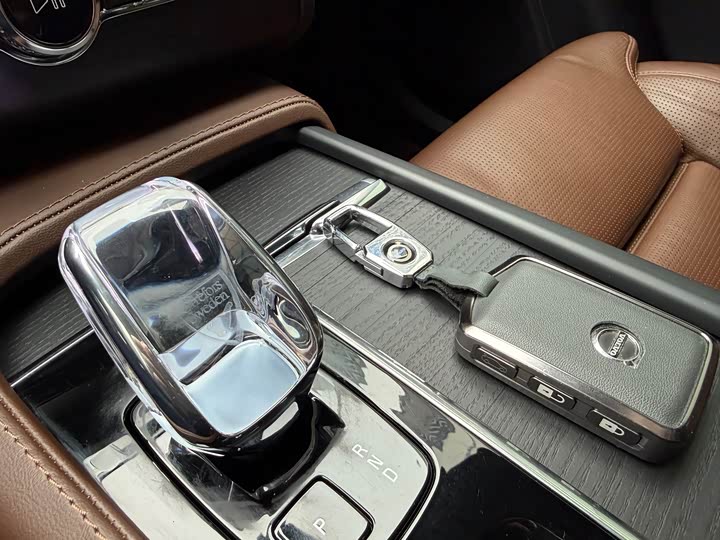 Volvo XC90 2024 2024款 B6 智雅豪华版 7座