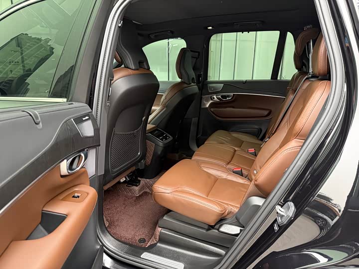 Volvo XC90 2024 2024款 B6 智雅豪华版 7座