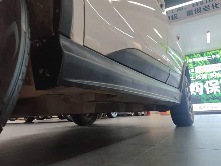 BYD Yuan Pro 2021 2021款 401KM 尊贵型