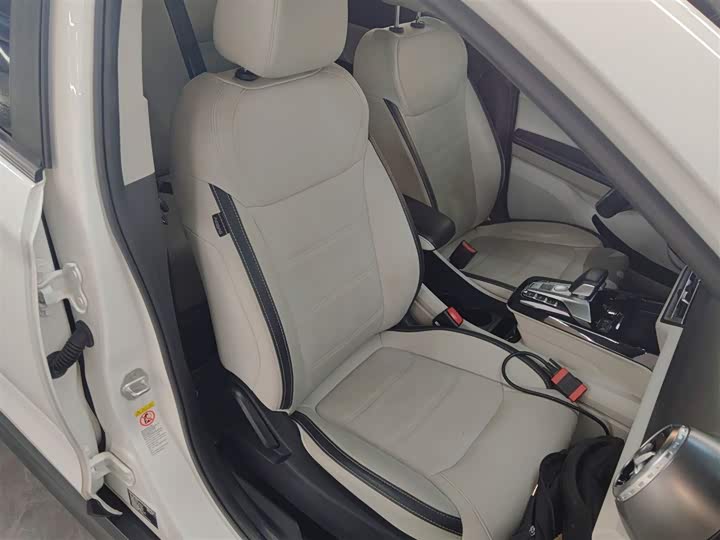 BYD Yuan Pro 2021 2021款 401KM 尊贵型