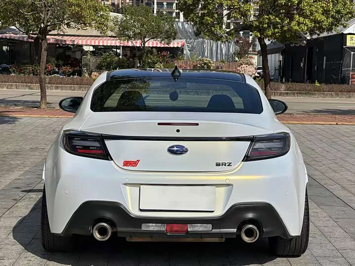 Subaru BRZ 2023 2023款 2.4L 手动10周年纪念版