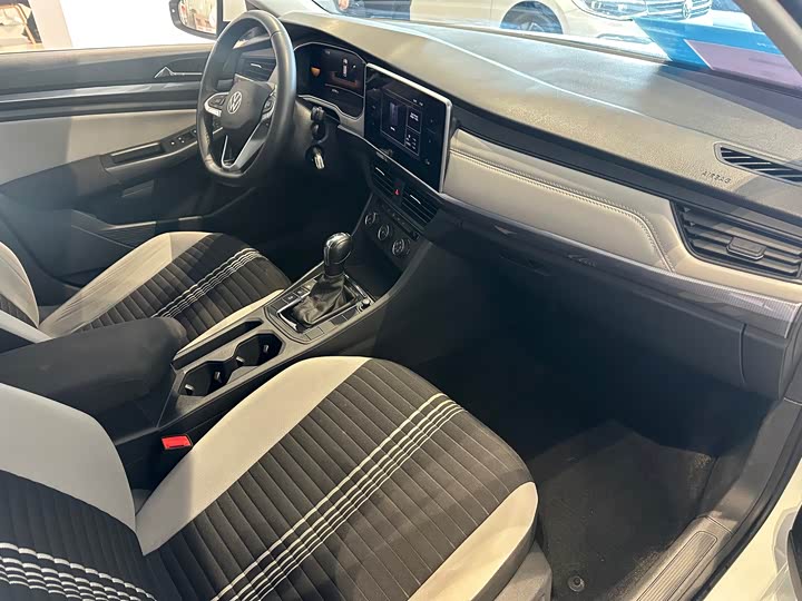 Volkswagen Bora 2025 2025款 200TSI DSG畅行版