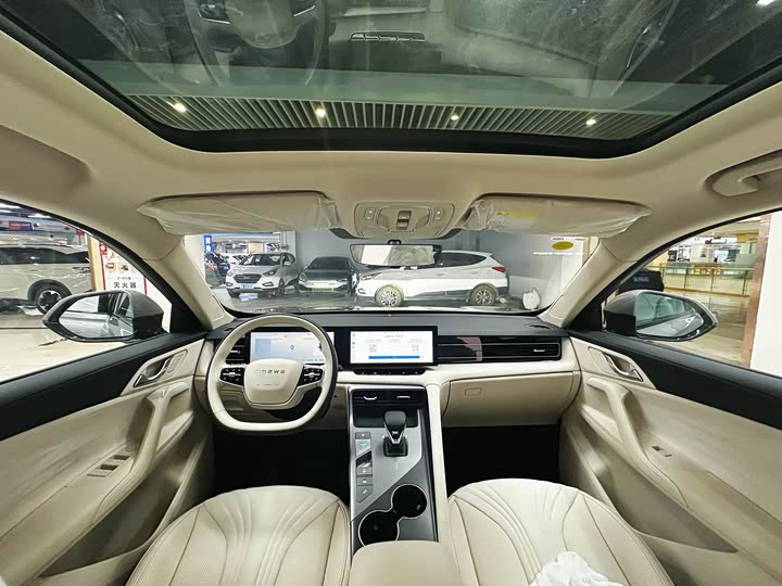 Roewe D5X DMH 2024 2024款 135旗舰版