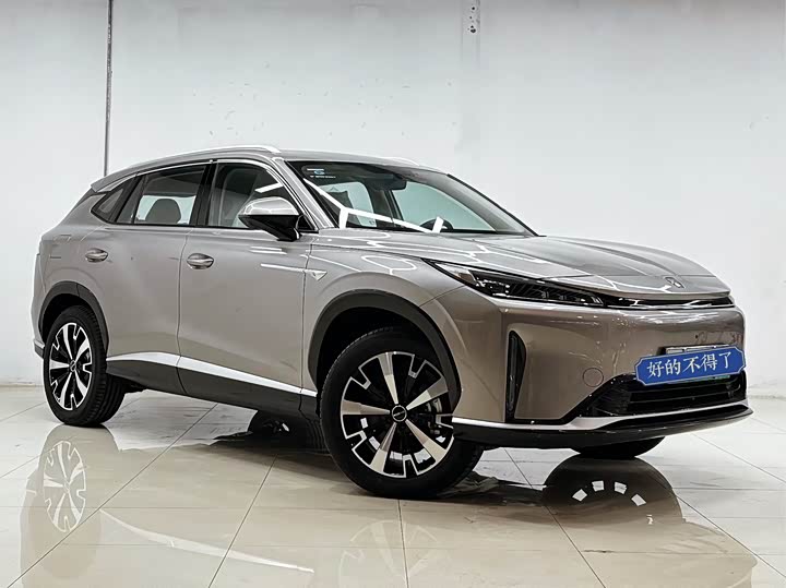 Roewe D5X DMH 2024 2024款 135旗舰版