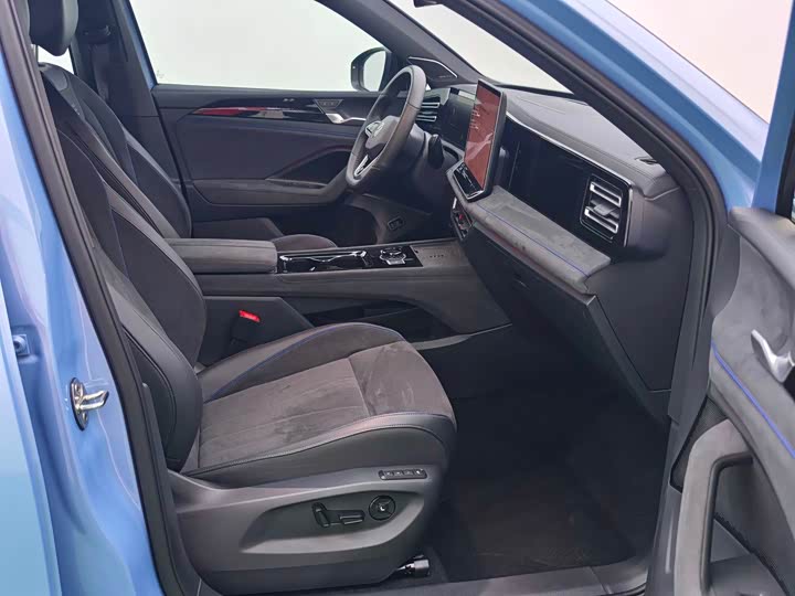 Volkswagen Tiguan L Pro 2025 2025款 PRO 380TSI 四驱 R-Line 智尊版