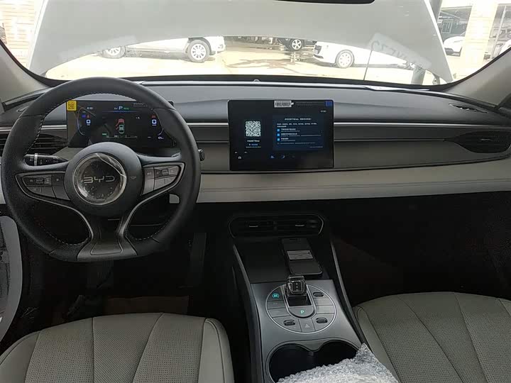 BYD Seal 05 DM-i Hybrid 2025 2025款 DM-i 智驾版 55KM豪华型