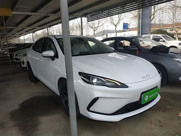 BYD Seal 05 DM-i Hybrid 2025 2025款 DM-i 智驾版 55KM豪华型