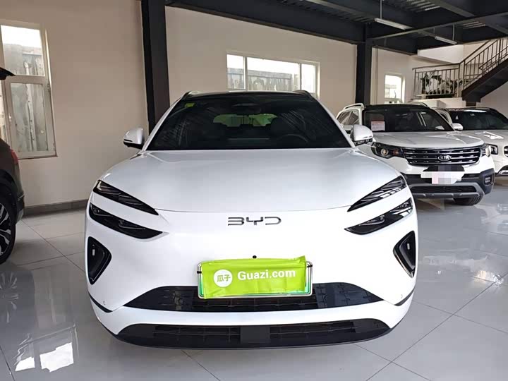 2025 BYD Sea Lion 06 Hybrid/EV