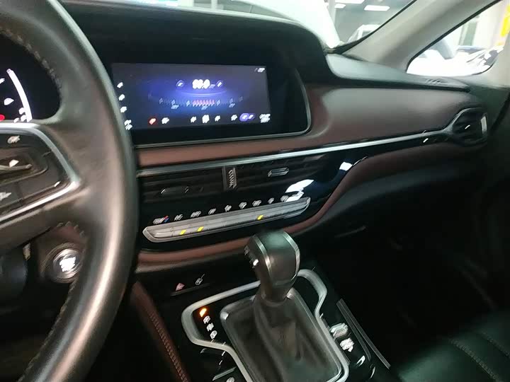 GAC Trumpchi M6 2023 2023款 PRO 270T DCT豪华版