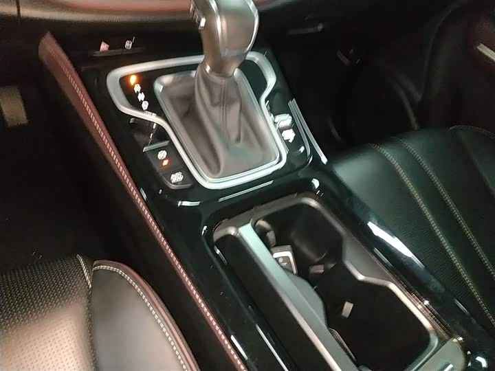 GAC Trumpchi M6 2023 2023款 PRO 270T DCT豪华版