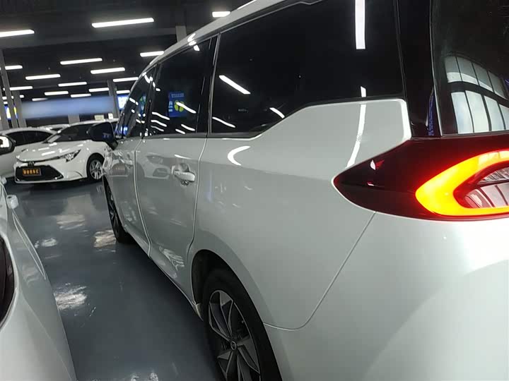 GAC Trumpchi M6 2023 2023款 PRO 270T DCT豪华版