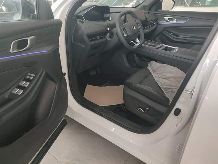 Changan CS55 Plus Hybrid 2025 2025款 智慧新蓝鲸 125km 战舰版