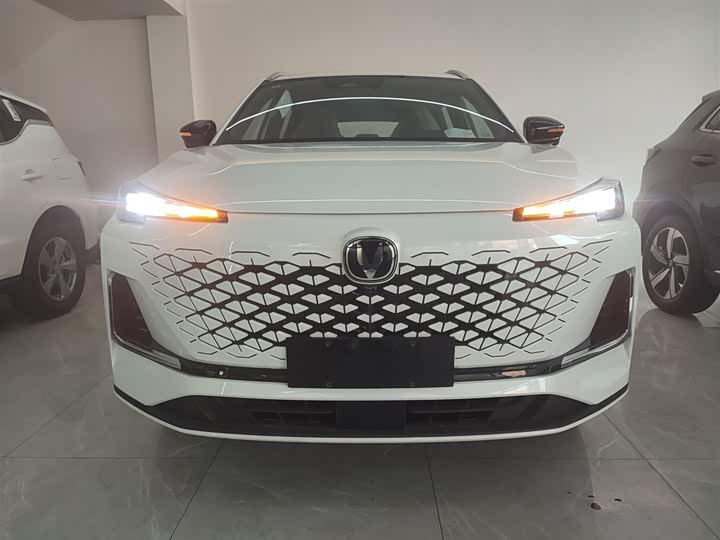 Changan CS55 Plus Hybrid 2025 2025款 智慧新蓝鲸 125km 战舰版