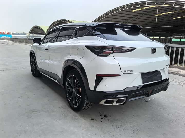 Changan UNI-T 2023 2023款 第二代 1.5T 尊贵型