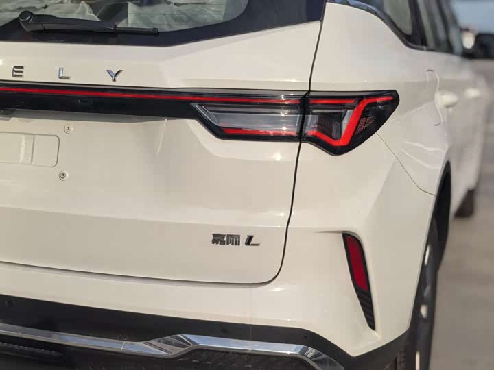 Geely Jiaji 2023 2023款 嘉际L 1.5TD DCT舒适型