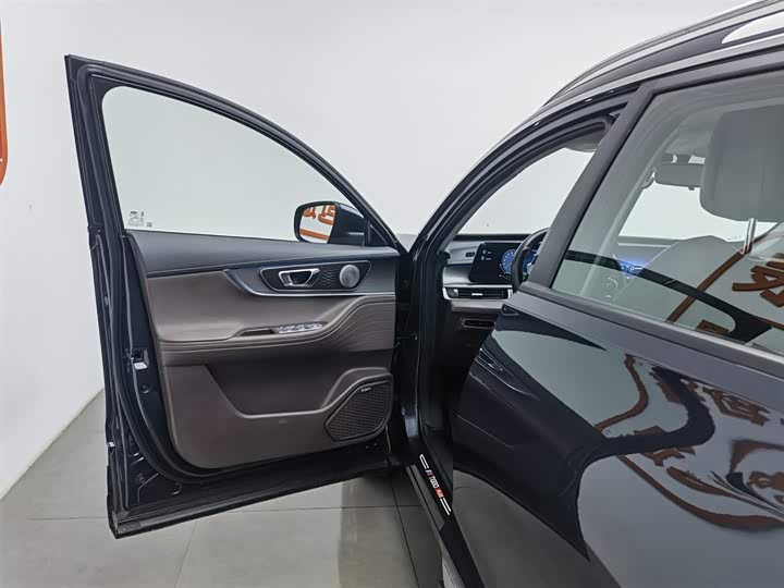 Chery Tiggo 8 Plus 2024 2024款 冠军版 290TGDI DCT豪享版 5座