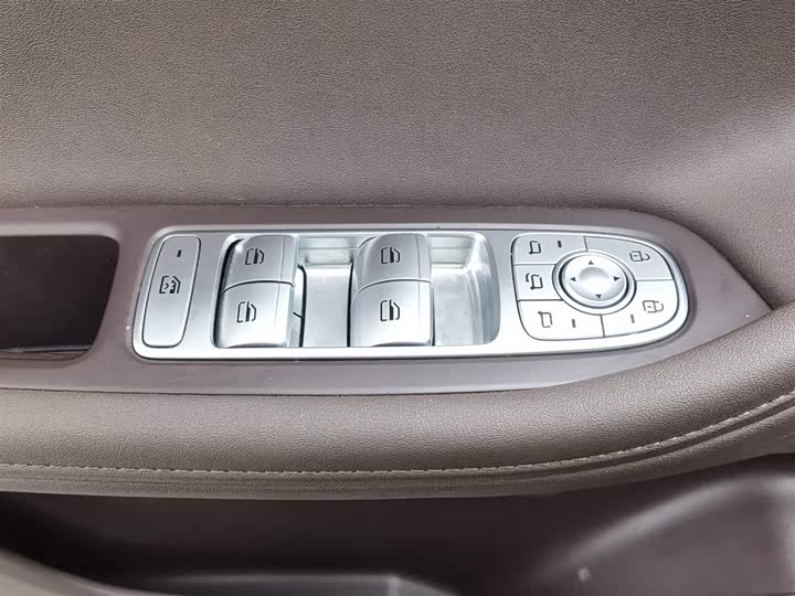 Chery Tiggo 8 Plus 2024 2024款 冠军版 290TGDI DCT豪享版 5座