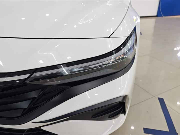 Hyundai Elantra N line 2023 2023款 1.5L CVT LUX尊贵版