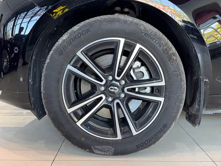 Aito M5 2025 2025款 增程 Ultra 四驱版