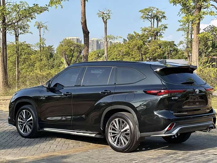 2024 Toyota Crown Kluger