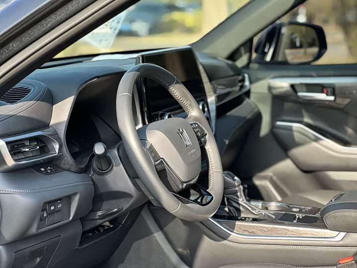 Toyota Crown Kluger 2024 2024款 2.5L HEV四驱豪华版