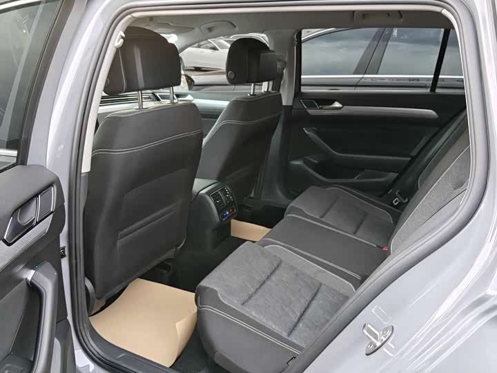 2021 Volkswagen Passat Variant