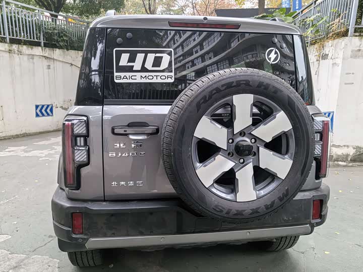 BAIC Beijing BJ40 Hybrid 2025 2025款 进阶版