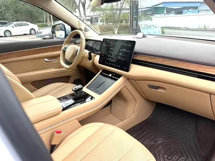 Aito M7 2024 2024款 1.5T 四驱Plus版 5座