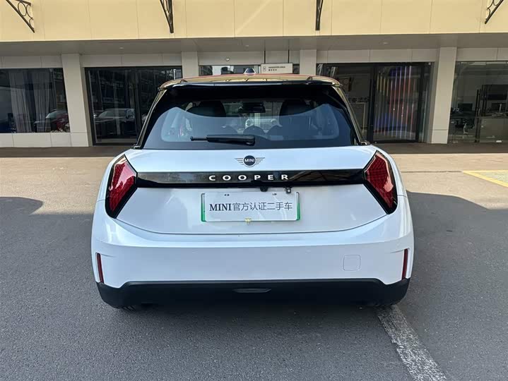 Mini Cooper 2024 2024款 456km COOPER E 经典派