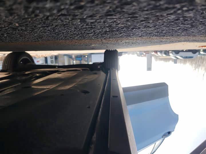 Volkswagen Tharu 2025 2025款 新锐 300TSI 锐享版