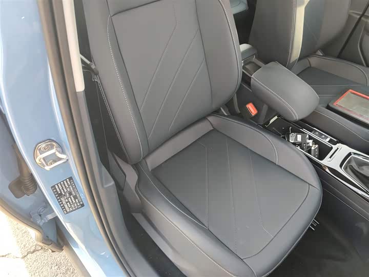 Volkswagen Tharu 2025 2025款 新锐 300TSI 锐享版