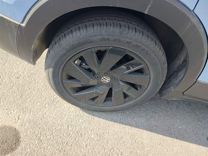 Volkswagen Tharu 2025 2025款 新锐 300TSI 锐享版