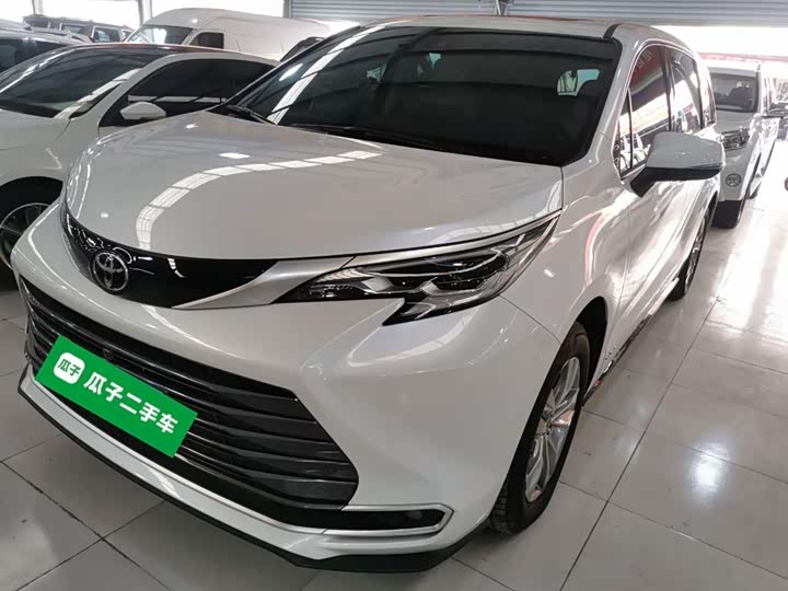 Toyota Sienna 2024 2024款 2.5L混动 四驱尊贵版
