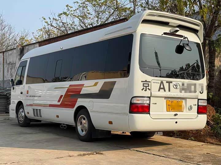 Toyota Coaster 2019 2019款 4.0L高级车GRB53L-ZCMSK 20座特别版9GR