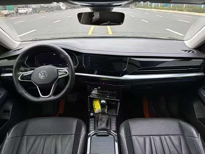 Volkswagen Passat Hybrid 2022 2022款 430PHEV 混动豪华版