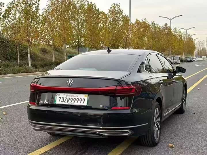 Volkswagen Passat Hybrid 2022 2022款 430PHEV 混动豪华版