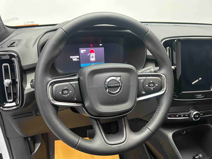 Volvo XC40 2024 2024款 B3 智远豪华版