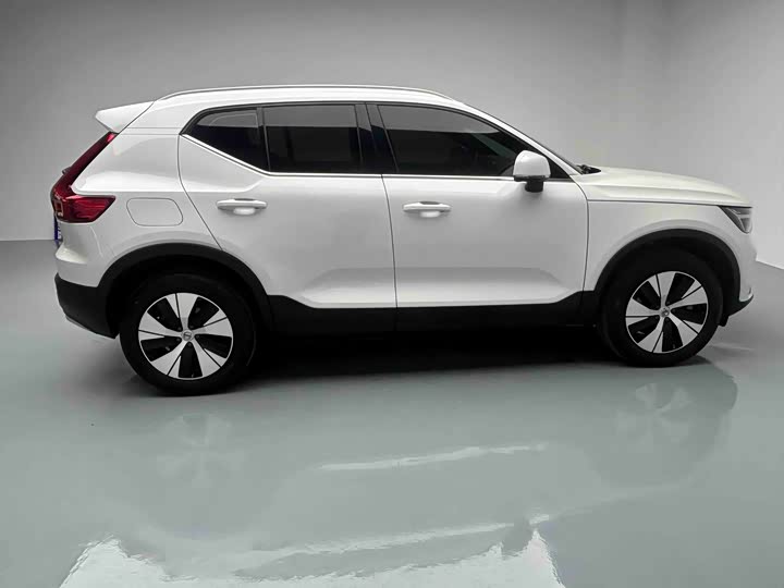 Volvo XC40 2024 2024款 B3 智远豪华版