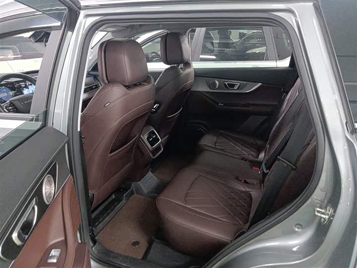 Chery Tiggo 8 Plus 2024 2024款 冠军版 390TGDI DCT豪迈版 7座