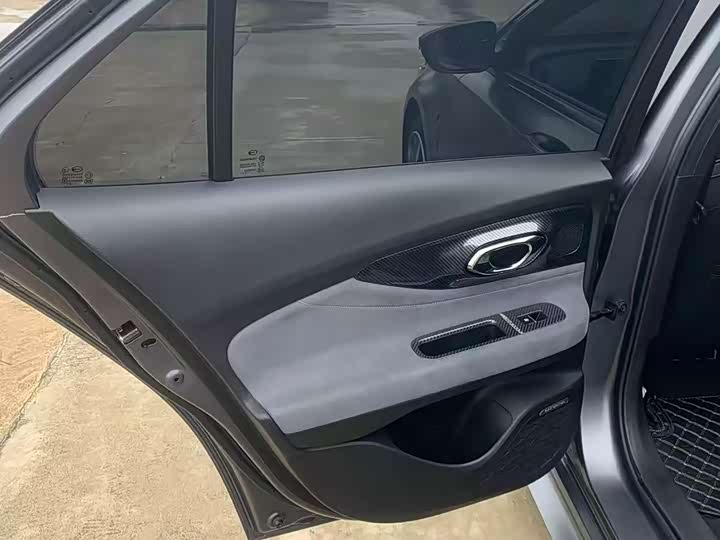 GAC Trumpchi Empow R 2024 2024款 400T 自动 影豹R PRO版